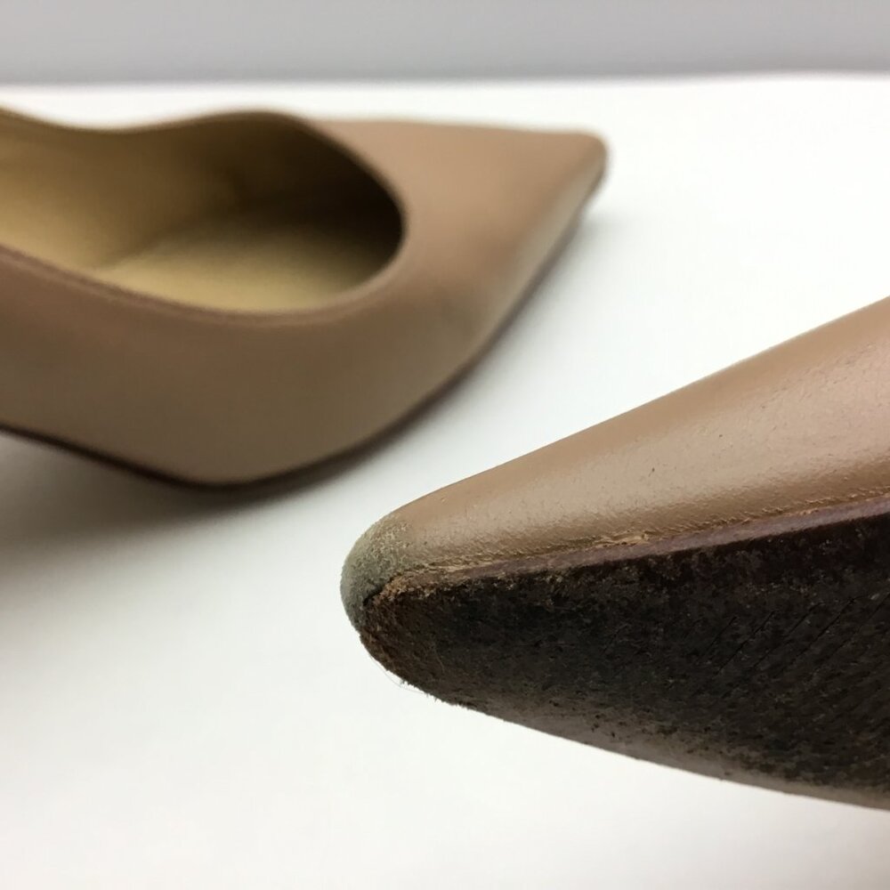 Michael Kors Beige 2.5 Inch Heels Size 8M - Picture 6 of 7